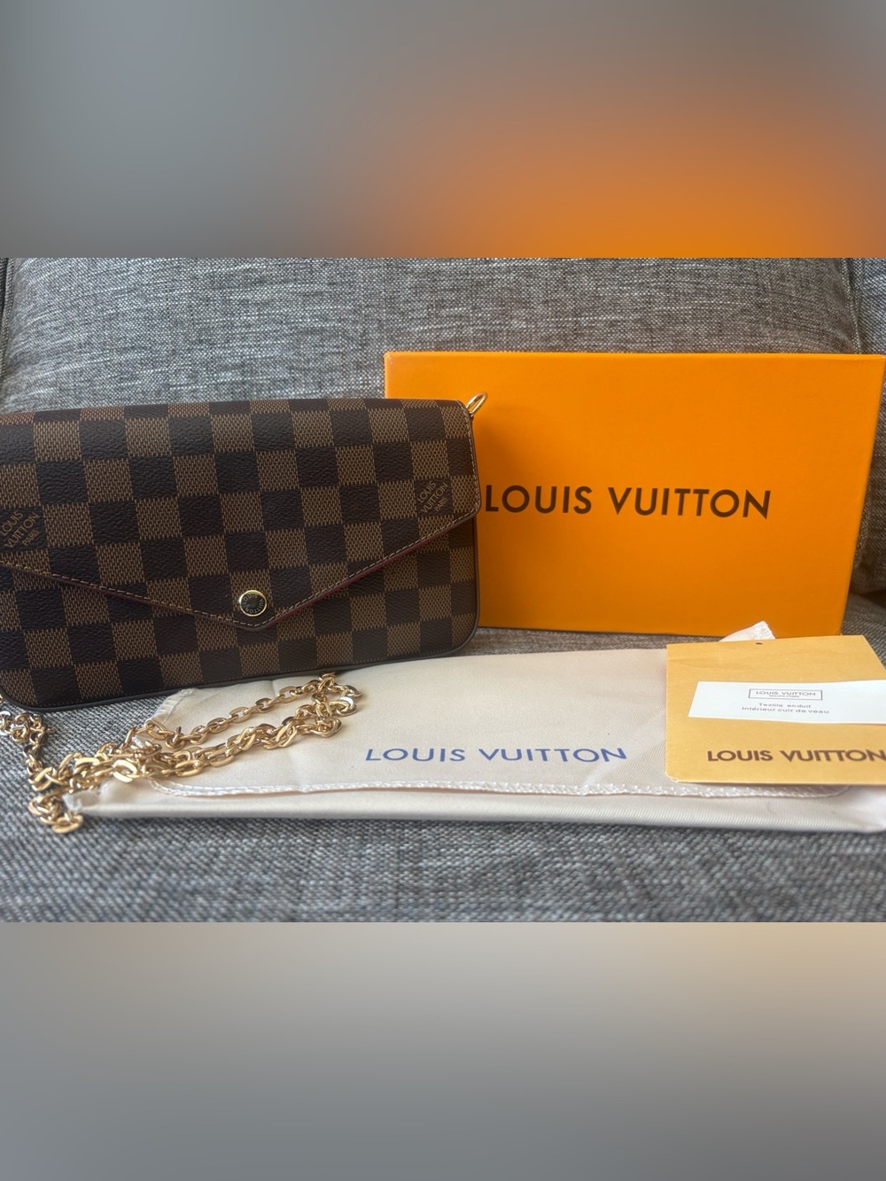 LOUIS VUITTON POCHETTE FELICIE